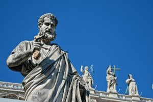 A statue of Saint Peter, the first Pope, holding the keys to Heaven